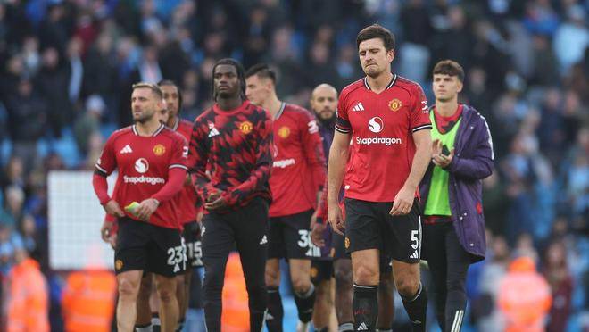 英超清晨再迎强敌；葡萄牙体育更衣室发声；主帅态度——悬念犹存；更衣室氛围转暖的简单介绍