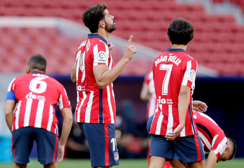 包含菲尼克斯太阳训练开放日；赛后复出首秀引欢呼；西甲在即；资深球员宣示担当的词条