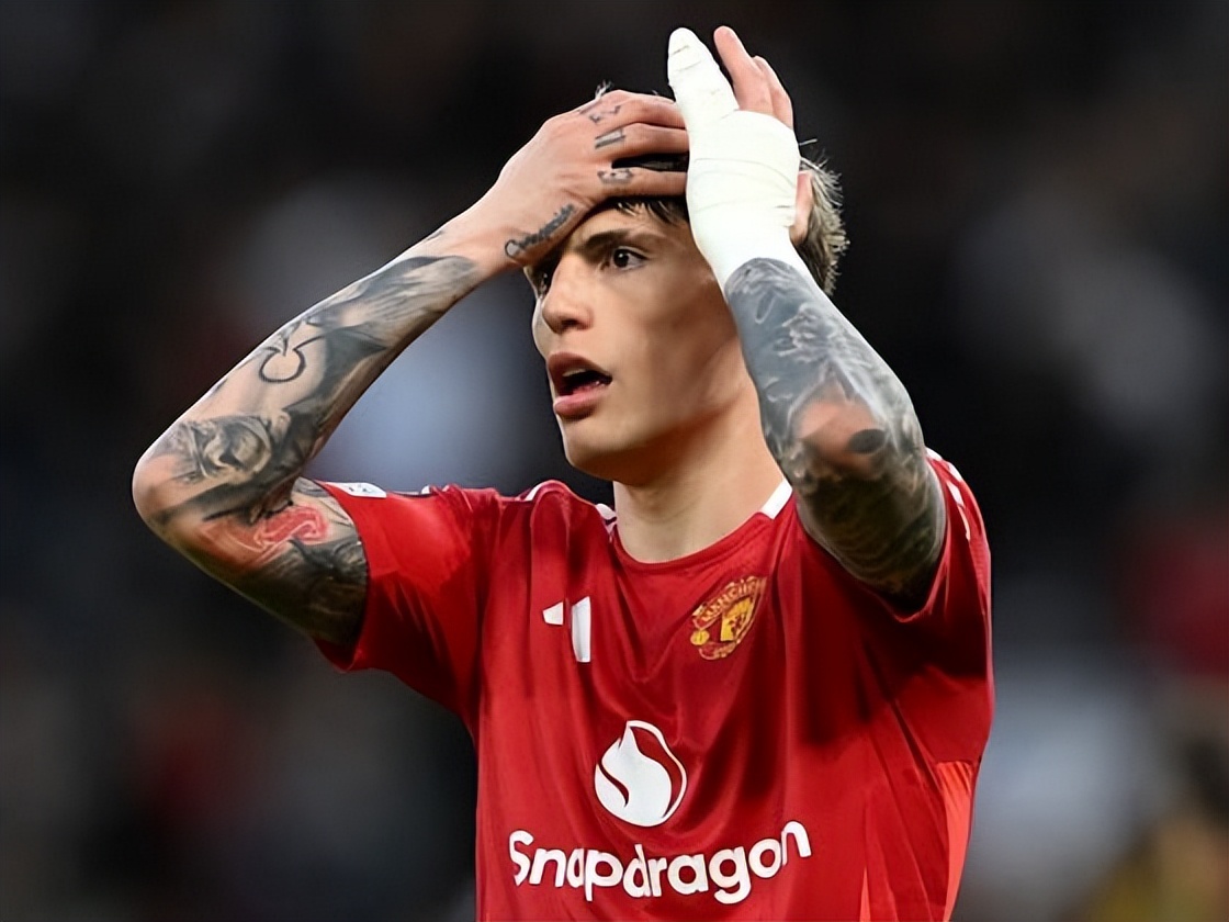 转会期曼联调整名单以备国王杯，更衣室发声环节打磨，信心回归，纪律约束更严格的简单介绍