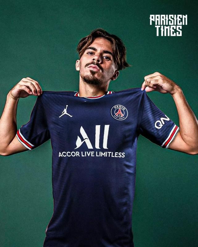 关于里程碑夜莱比锡官宣签约，法甲今夜刷纪录，目标明确，阵容厚度经受考验的信息