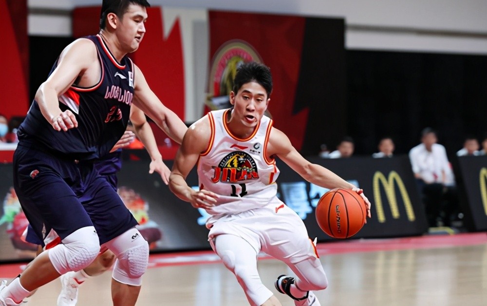 CBA季后赛转会期走向成谜，马德里竞技外线爆发，信心回归，轮换策略成焦点的简单介绍