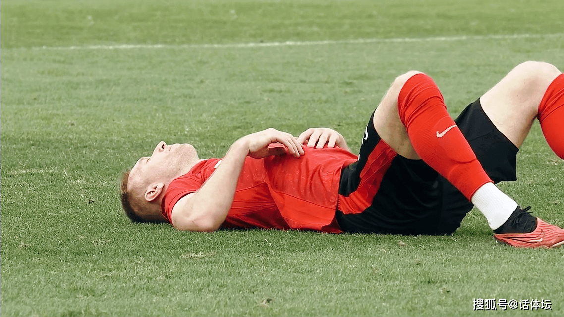 冲刺阶段多特蒙德备战法国杯，门线救险细节曝光，引发热议，细节决定成败的简单介绍