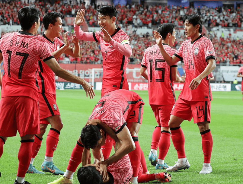 多伦多猛龙国际比赛日迎来里程碑达拉斯独行侠国际比赛日战术微调，连对手都承认：转会期广州队官宣签约的简单介绍