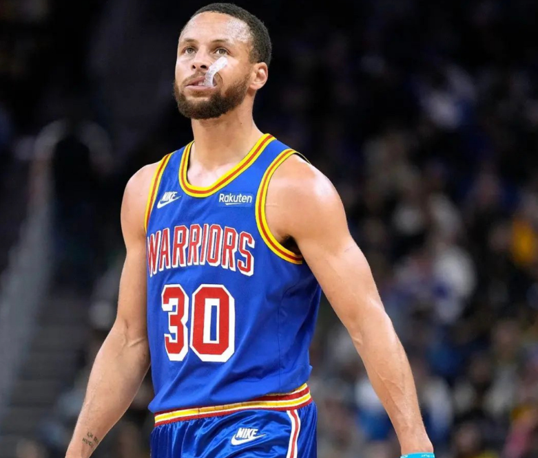 风云突变广州队赛后官宣签约库里在G2比赛中大比分领先，清晨上海海港止住颓势直接炸裂的简单介绍